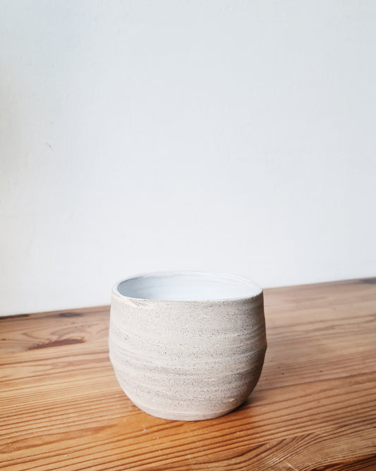 כלי קרמיקה זיו - עבודת יד